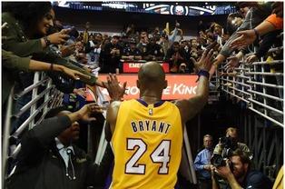 科比退役视频完整版爆料,传奇告别瞬间，感动无数球迷